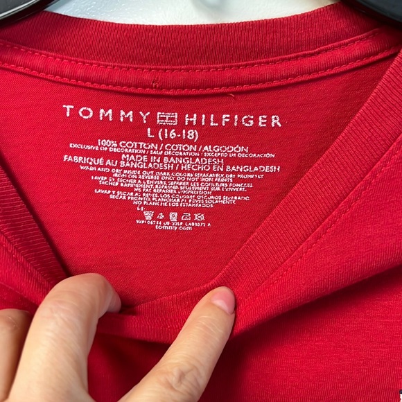 Tommy Hilfiger long sleeve T-shirt, size L. - Picture 3 of 4